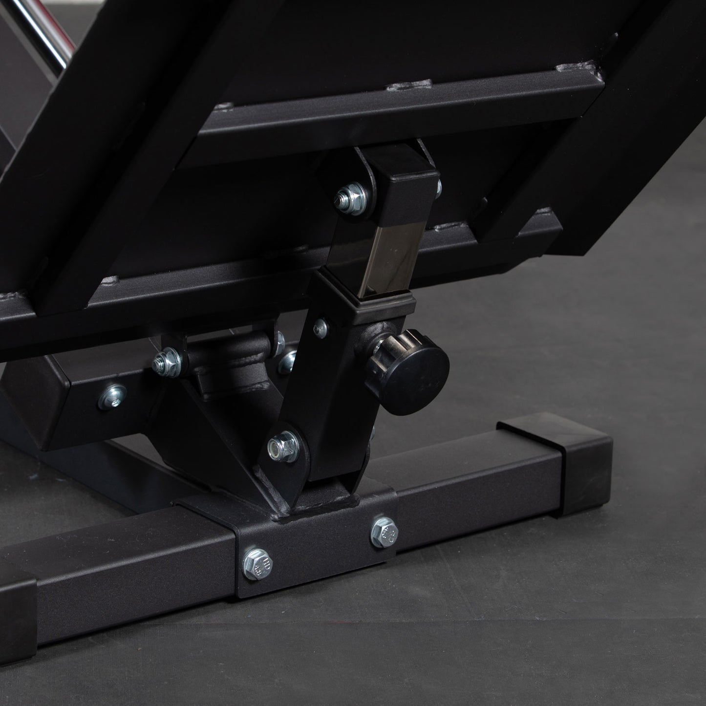 Plate-Loaded Linear Hack Squat Machine - view 10