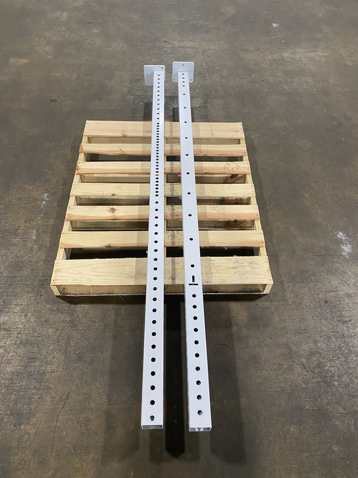 SCRATCH AND DENT - 90