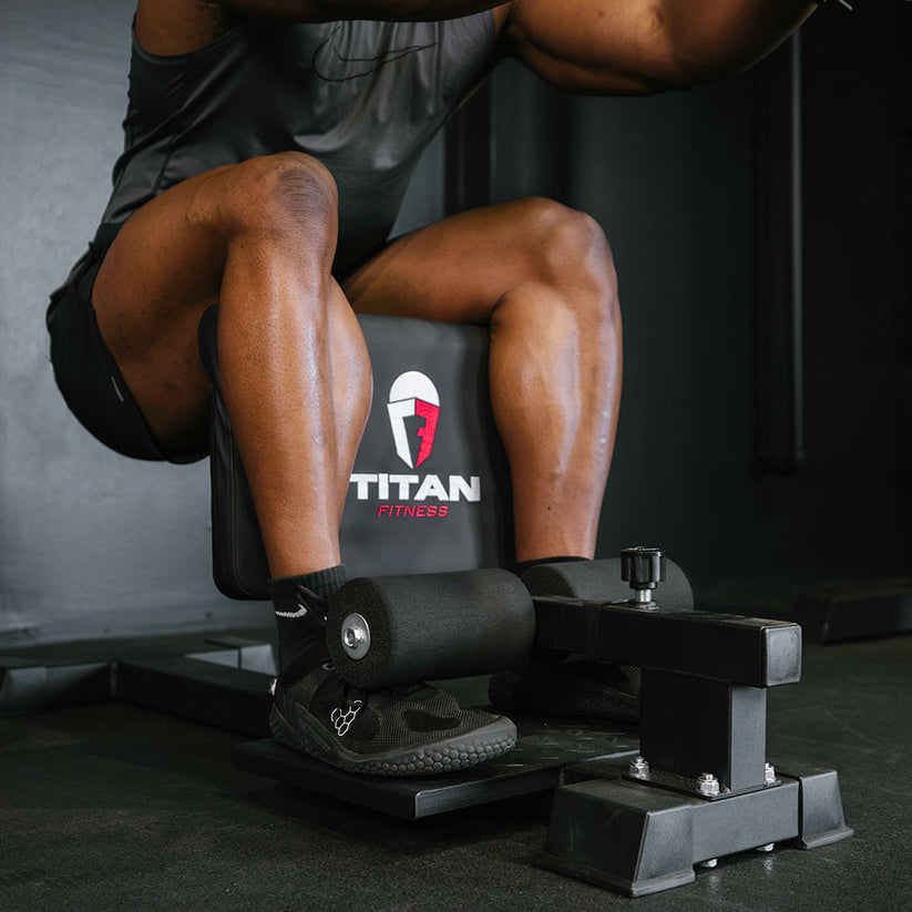 Sissy Squat Machine | Titan Fitness