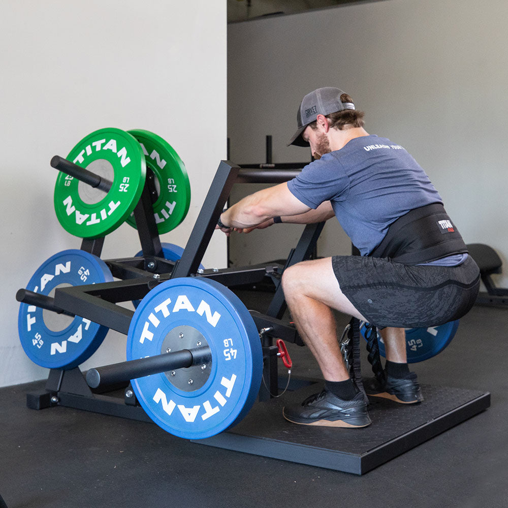 Belt Squat Machine - view 3