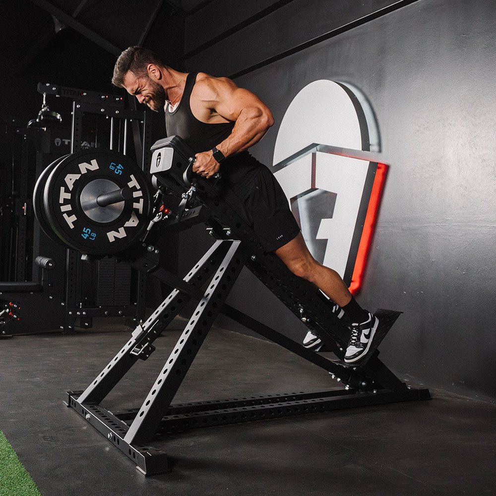 TITAN Series Chest-Supported Row - view 4