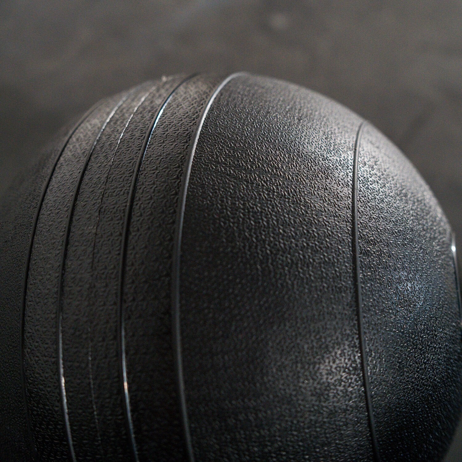 Titan Fitness Slam Ball - Thumbnail 5