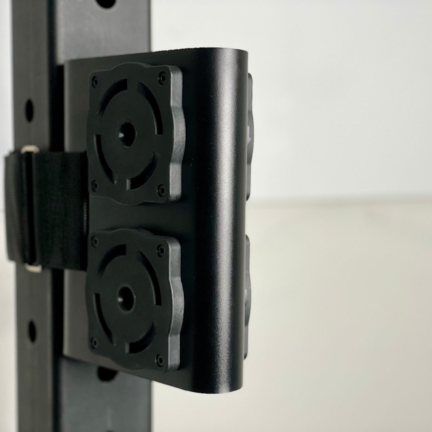 Ancore Plate Dock | Strap Mounted - view 3